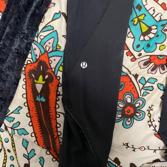 LULU bundle - Picture 4 of 6